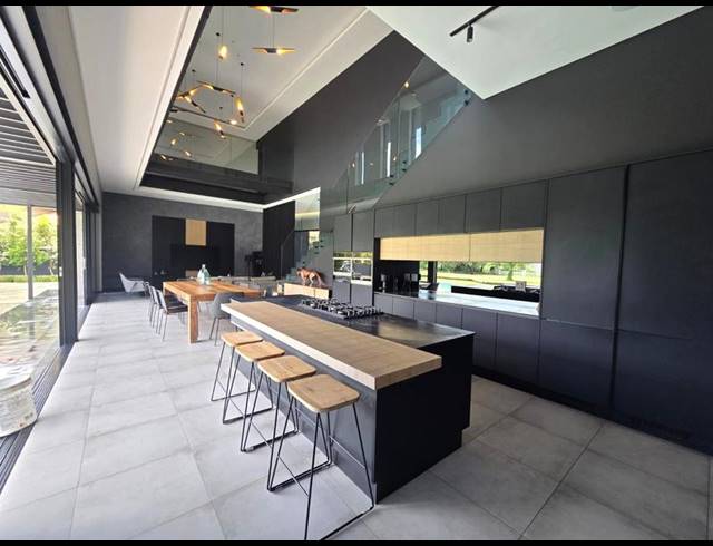 5 BEDROOM HOUSE FOR SALE IN THE ISLANDS ESTATES